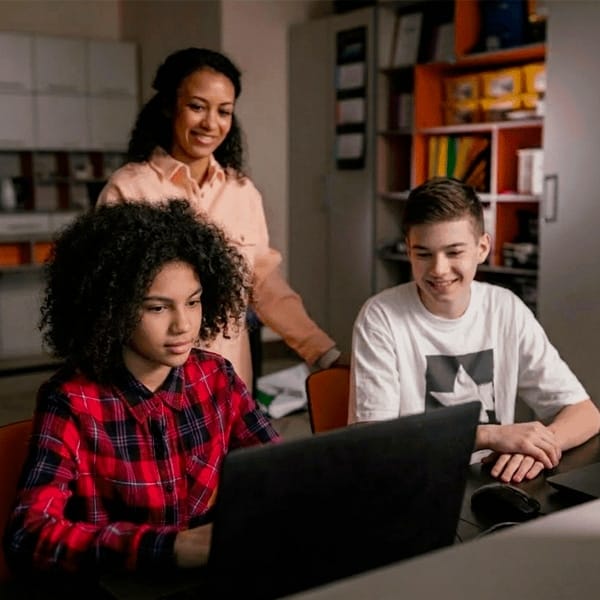 Responsable handicap avec des étudiants